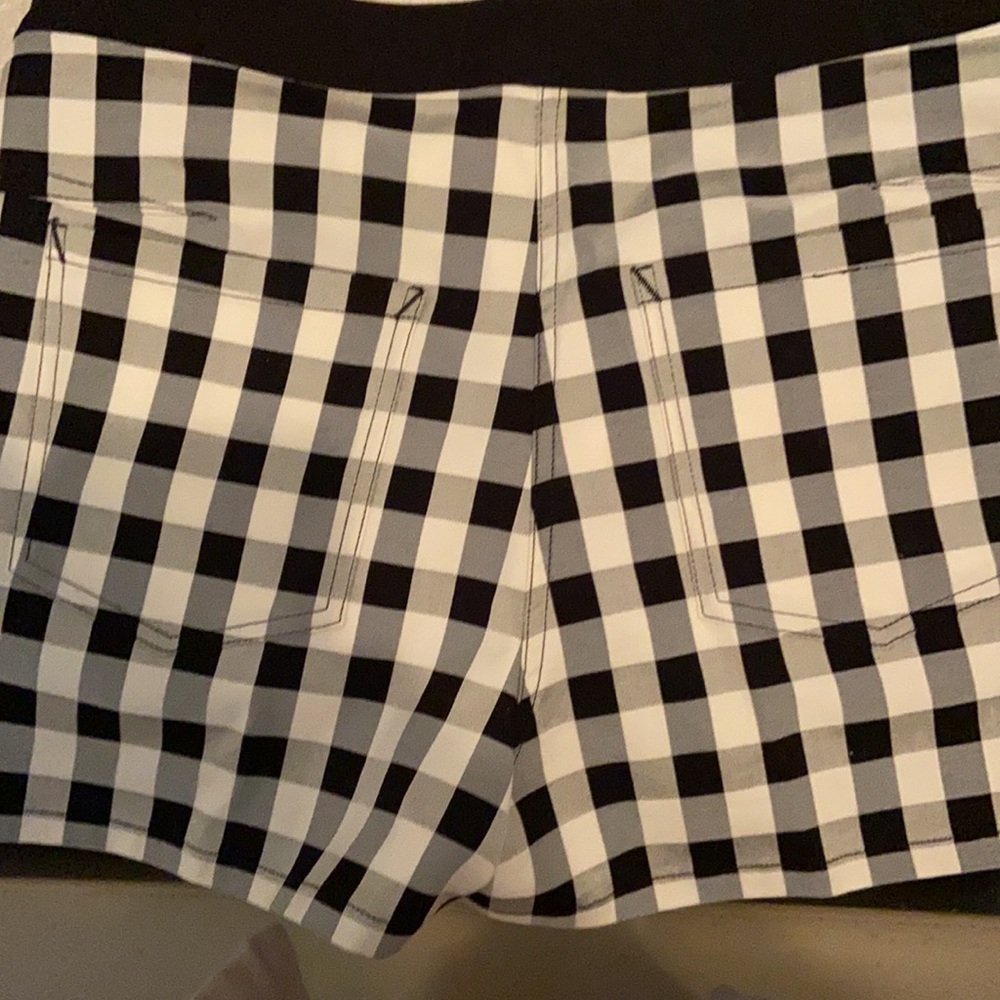 68💯cotton, 27💯polyester